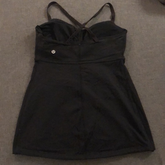 Lululemon tank - Picture 2 of 3